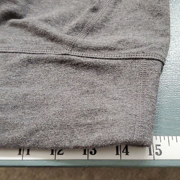 Athletic gry/black leggings. Size large. Great work out pants. - Picture 8 of 9